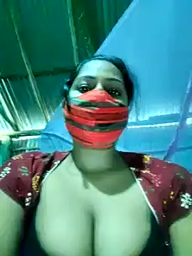 Shristiprakash0 online show from January 17, 2025, 9:28 am