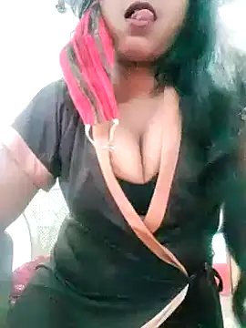 Shristiprakash0 online show from February 19, 2025, 4:55 am