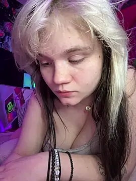 Cutiepiespanks online show from May 8, 2026, 7:12 am