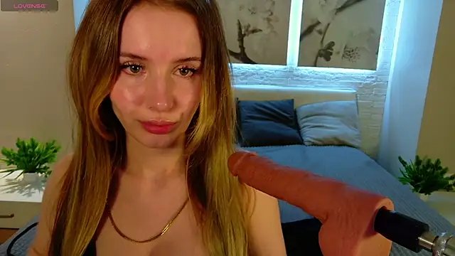 Snapshot of Betty_June chatting on May 26, 2026, 8:40 pm Betty June online show from May 26, 2026, 8:40 pm