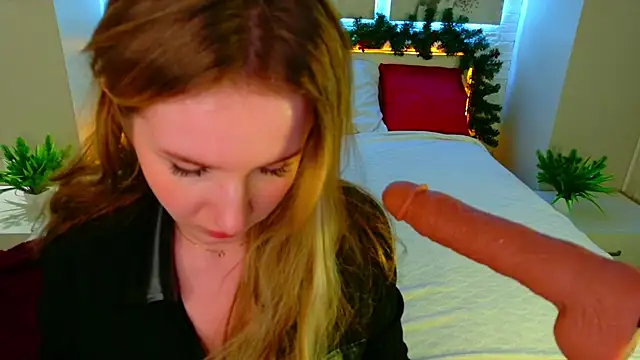 Snapshot of Betty_June chatting on January 9, 2026, 8:27 pm Betty June online show from January 9, 2026, 8:27 pm