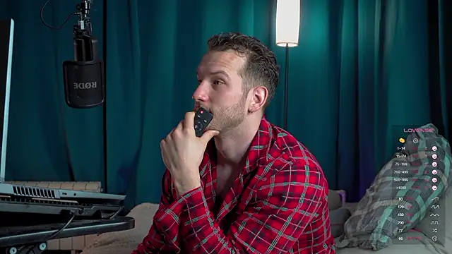 VIktorSecret online show from February 20, 2026, 4:42 am