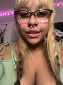 N1NT3NDH03 online show from April 3, 2026, 3:24 am