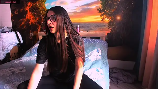 MollyLollipop online show from March 13, 2025, 4:38 am