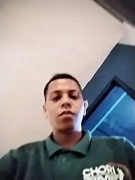 Snapshot of hot_guy06 chatting on January 15, 2025, 11:40 pm hot guy06 online show from January 15, 2025, 11:40 pm