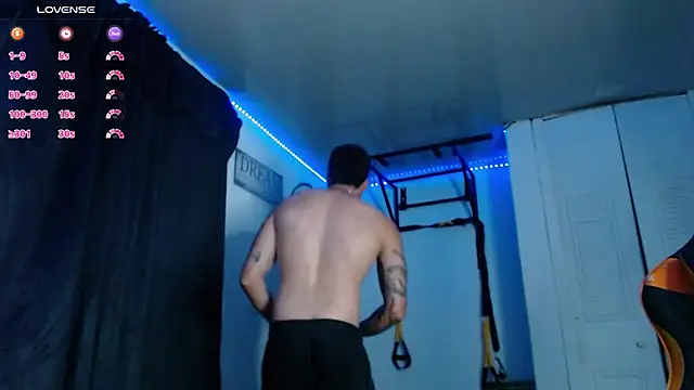 Snapshot of Adam_Hudsond chatting on April 4, 2026, 12:39 am Adam Hudsond online show from April 4, 2026, 12:39 am