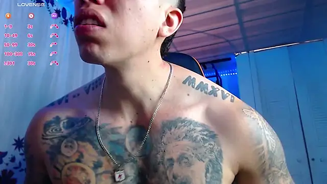 Snapshot of Adam_Hudsond chatting on January 14, 2026, 2:09 pm Adam Hudsond online show from January 14, 2026, 2:09 pm