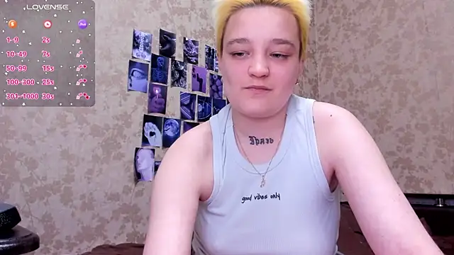 Snapshot of Imlinn chatting on October 6, 2025, 5:35 pm Imlinn online show from October 6, 2025, 5:35 pm