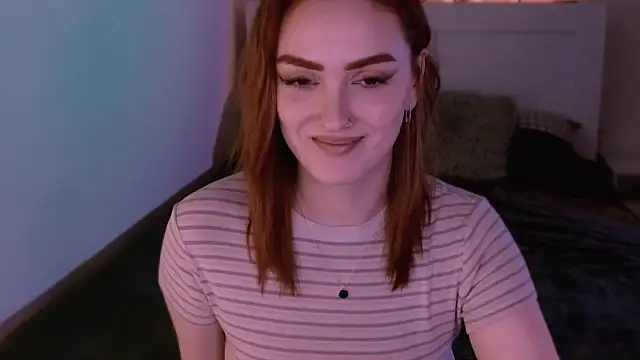 Snapshot of LilyFarey chatting on December 20, 2024, 5:51 pm LilyFarey online show from December 20, 2024, 5:51 pm
