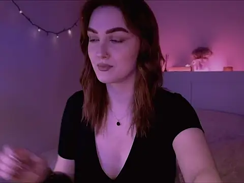 Snapshot of LilyFarey chatting on February 12, 2025, 6:19 pm LilyFarey online show from February 12, 2025, 6:19 pm