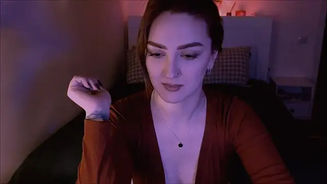 Snapshot of LilyFarey chatting on January 10, 2025, 6:06 pm LilyFarey online show from January 10, 2025, 6:06 pm