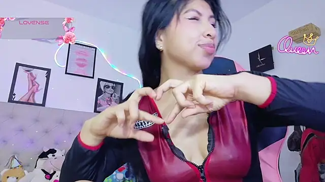 Snapshot of Sweet_baby_hellen chatting on April 21, 2026, 8:26 pm Sweet baby hellen online show from April 21, 2026, 8:26 pm