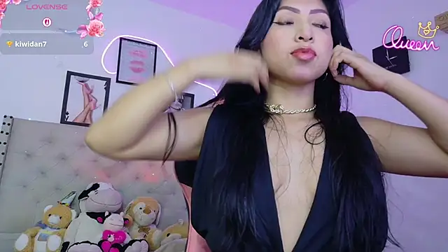 Snapshot of Sweet_baby_hellen chatting on May 2, 2026, 4:18 am Sweet baby hellen online show from May 2, 2026, 4:18 am