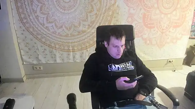 slankecrosdresser online show from September 27, 2025, 12:06 am