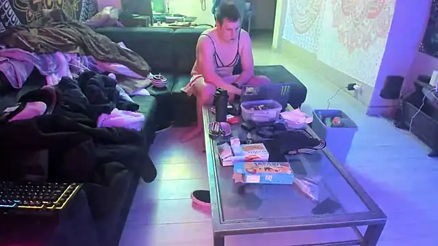 slankecrosdresser online show from February 16, 2025, 9:49 pm