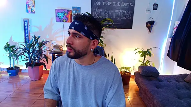 RyanCarter  online show from April 22, 2026, 1:29 pm