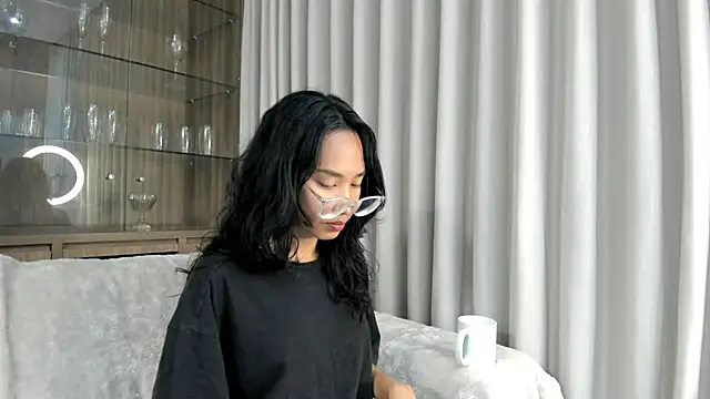 itsyourcassie online show from November 8, 2025, 1:42 am