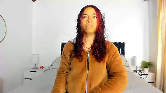 Snapshot of ZulyMichels chatting on October 20, 2025, 12:06 pm ZulyMichels online show from October 20, 2025, 12:06 pm