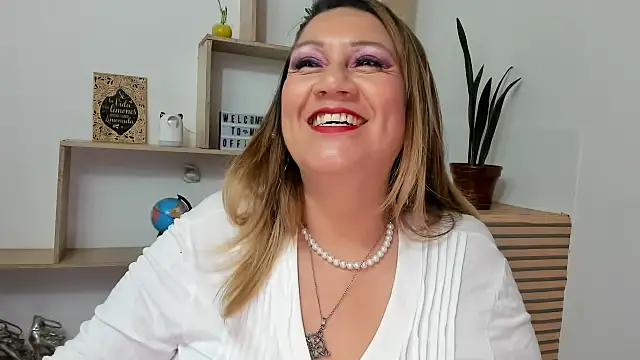 Snapshot of yayita_mature chatting on October 9, 2025, 1:11 pm yayita mature online show from October 9, 2025, 1:11 pm