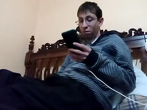 White rabbit  online show from February 6, 2025, 8:34 pm