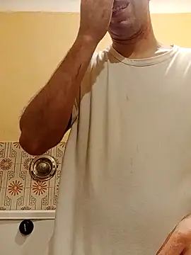 White rabbit  online show from February 20, 2025, 8:58 pm