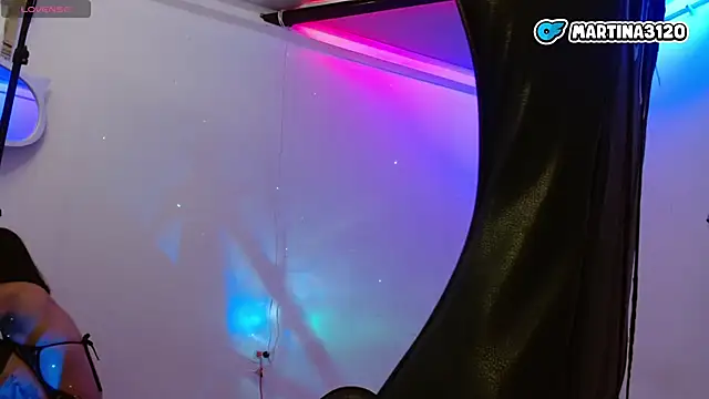 Martina1369 online show from April 7, 2026, 3:14 pm