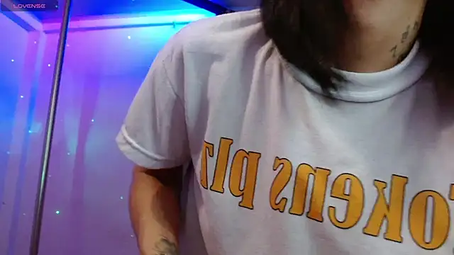 Martina1369 online show from February 17, 2026, 3:31 pm