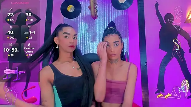 nickyminach  online show from November 10, 2025, 7:19 pm