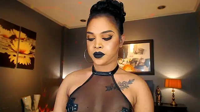 Snapshot of MarryQueen22 chatting on March 7, 2026, 1:34 am MarryQueen22 online show from March 7, 2026, 1:34 am