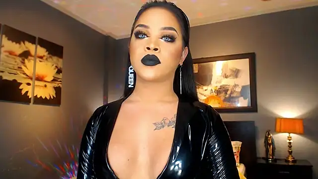 Snapshot of MarryQueen22 chatting on April 8, 2026, 1:07 am MarryQueen22 online show from April 8, 2026, 1:07 am