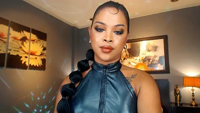 MarryQueen22 online show from May 25, 2026, 12:54 am