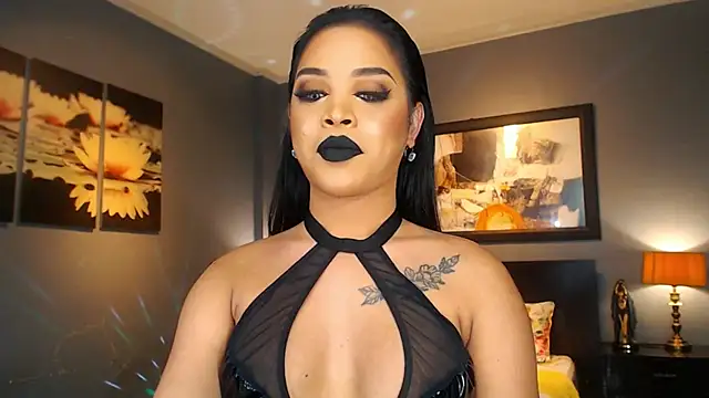 Snapshot of MarryQueen22 chatting on March 26, 2026, 1:04 am MarryQueen22 online show from March 26, 2026, 1:04 am