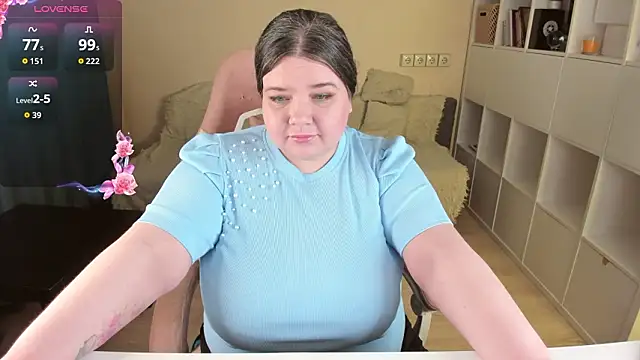 PlumPie online show from March 9, 2026, 6:22 pm