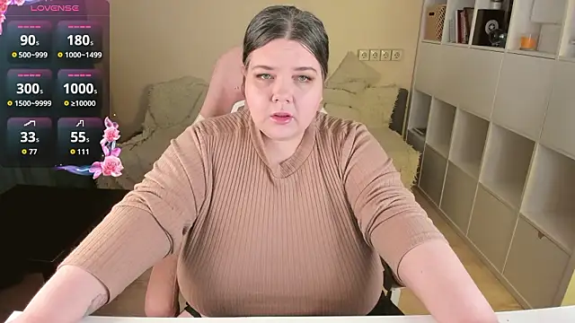 PlumPie online show from March 3, 2026, 3:24 am