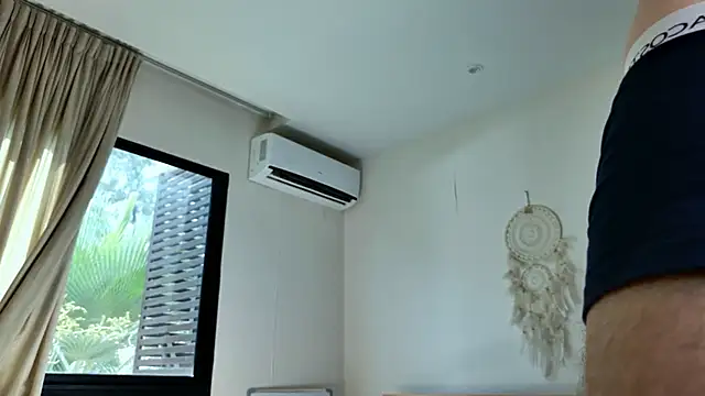 Snapshot of Cryptikov chatting on January 17, 2026, 4:16 am Cryptikov online show from January 17, 2026, 4:16 am