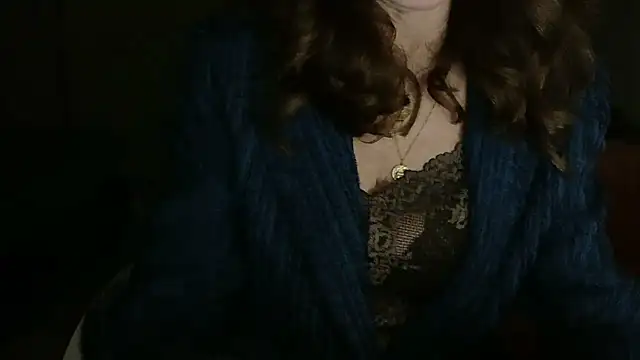 Snapshot of amara_2022 chatting on March 31, 2026, 8:55 pm amara 2022 online show from March 31, 2026, 8:55 pm