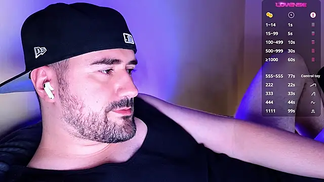 DominantTheo online show from March 9, 2025, 3:22 am