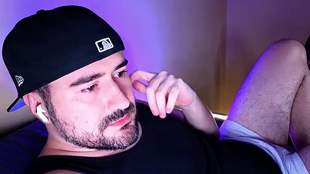 DominantTheo online show from February 28, 2025, 5:37 am