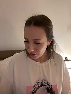 Eva Ryen online show from November 23, 2025, 5:23 pm