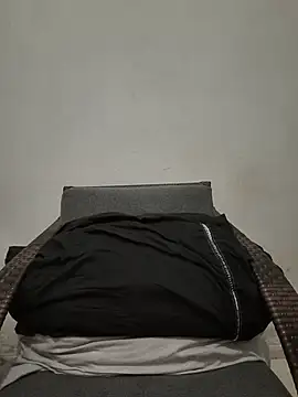 VIC22SECRET online show from May 20, 2026, 1:46 am