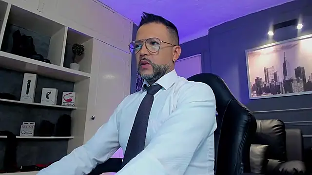 MrFrank tattoo online show from September 30, 2025, 12:44 pm