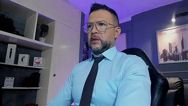 MrFrank tattoo online show from October 17, 2025, 11:45 am