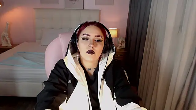 Snapshot of Jessie_williams chatting on January 4, 2025, 7:34 am Jessie williams online show from January 4, 2025, 7:34 am