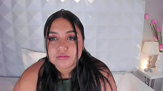 Snapshot of Crismat_ chatting on March 12, 2025, 4:30 am Crismat online show from March 12, 2025, 4:30 am