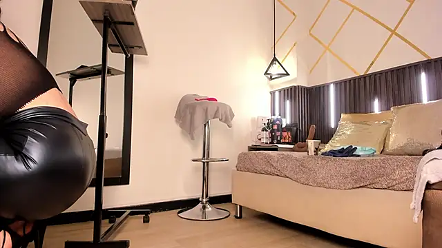 Snapshot of _rebecca1 chatting on October 11, 2025, 4:24 am rebecca1 online show from October 11, 2025, 4:24 am