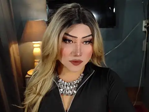 BlackAlison online show from April 14, 2026, 5:07 pm