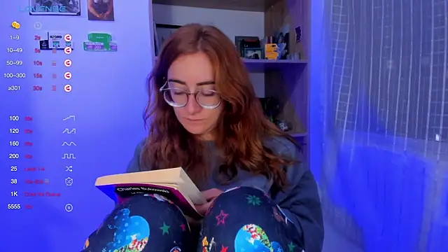 Snapshot of linda_giggle chatting on February 14, 2025, 3:33 am linda giggle online show from February 14, 2025, 3:33 am