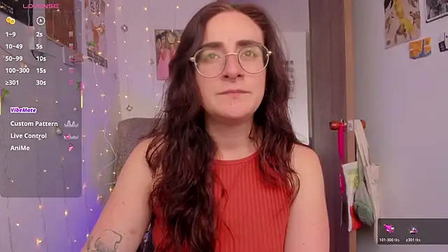 Snapshot of linda_giggle chatting on December 2, 2025, 5:03 pm linda giggle online show from December 2, 2025, 5:03 pm