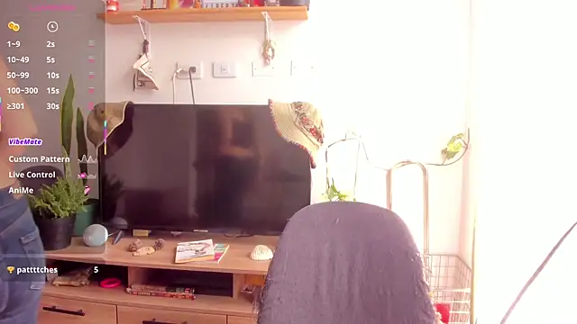 Snapshot of linda_giggle chatting on December 17, 2025, 2:22 pm linda giggle online show from December 17, 2025, 2:22 pm