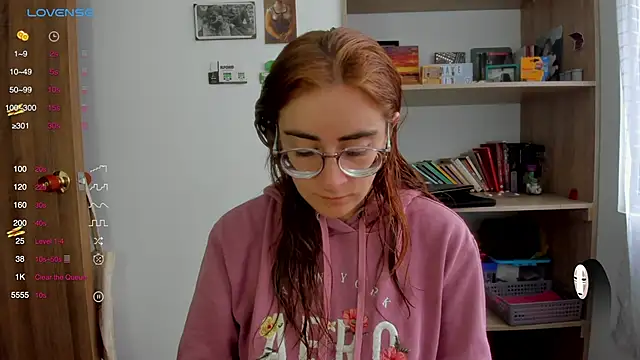 Snapshot of linda_giggle chatting on February 22, 2025, 12:08 pm linda giggle online show from February 22, 2025, 12:08 pm